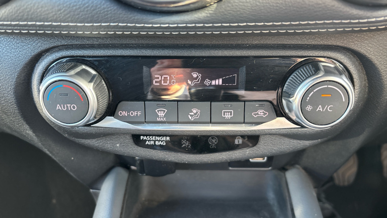 Nissan Juke 1.0 DiG-T 114 N-Connecta 5dr Petrol Hatchback